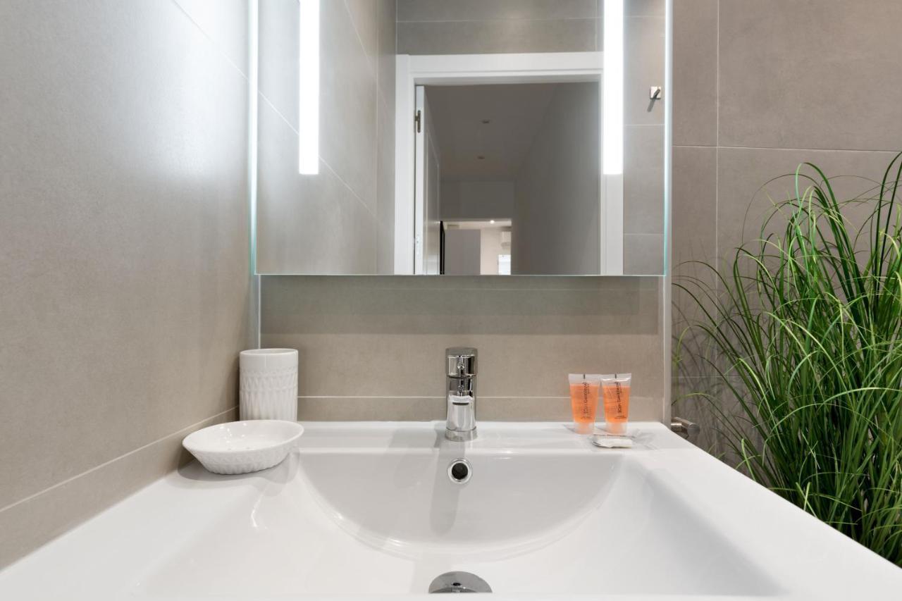 1 Bedroom 1 Bathroom- Lavapies- Minty Stay- Ave Maria Madrid Kültér fotó
